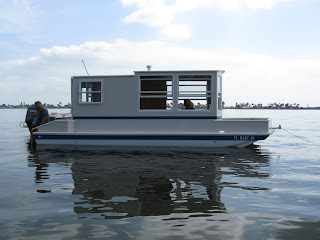 Trailerable Houseboat Homemade: Houseboat Homemade