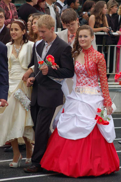 High School Graduation Ternopil Ukraine Girl Red White Dress