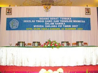 Nusantara Ballroom background used in this graduation