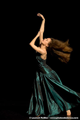 Going...Going...Gwon: Pina Bausch.