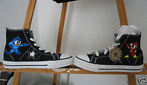 [DIY+Custom+Mega+Man+Converse+shoes+size+12+1_2+boys+-+eBay+(item+190320721686+end+time+Jul-11-09+17_00_00+PDT).png]