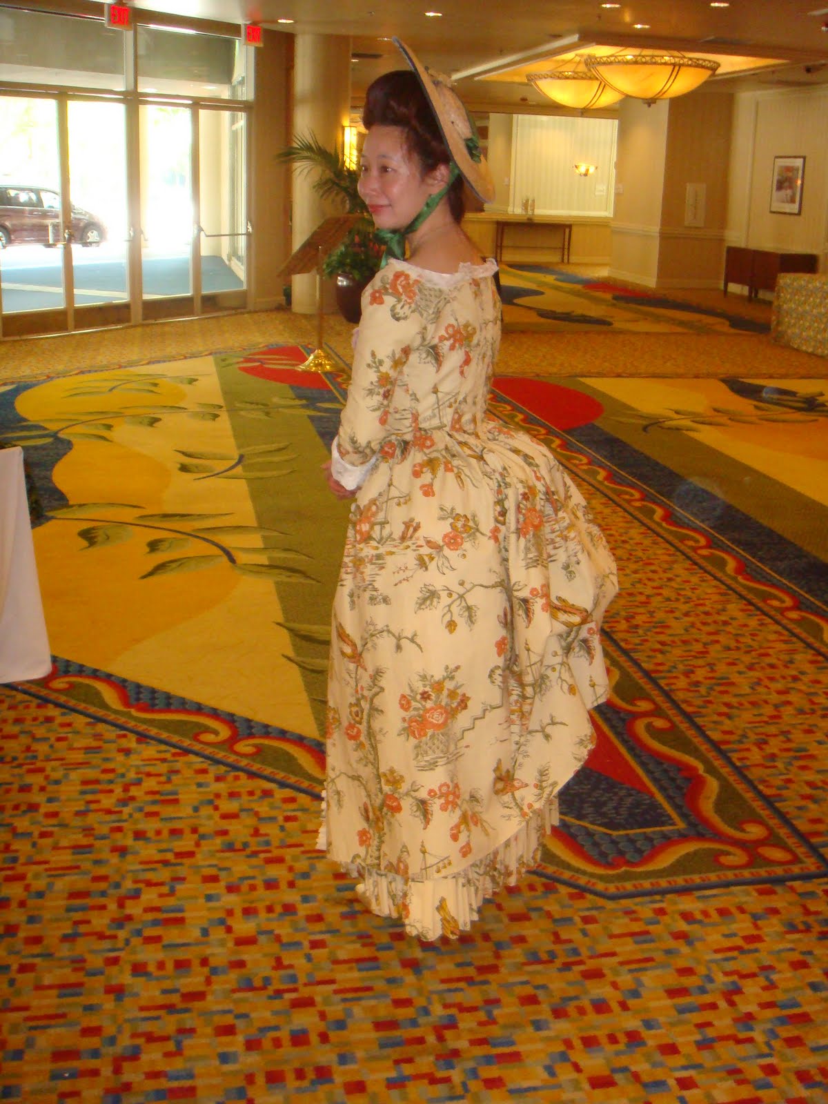 Lady Carolyn: Costume College 2010