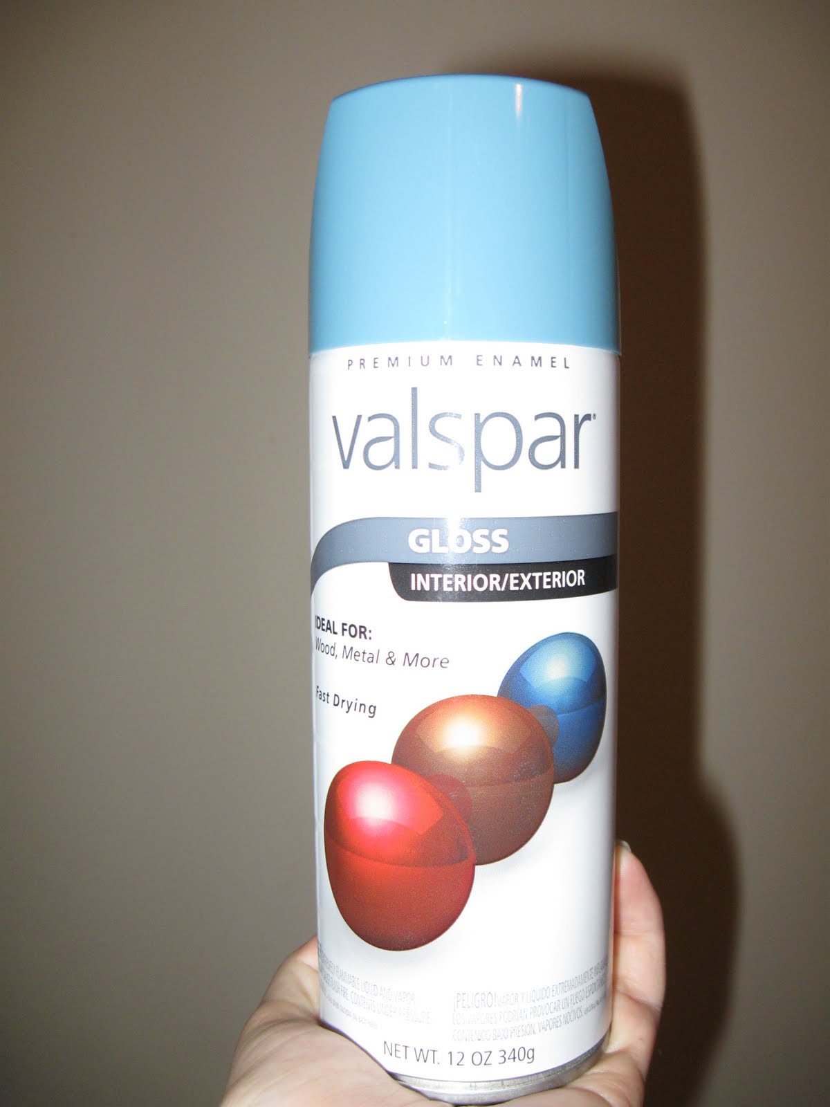 Spray paint + dirt + herb seeds = Bean In Love