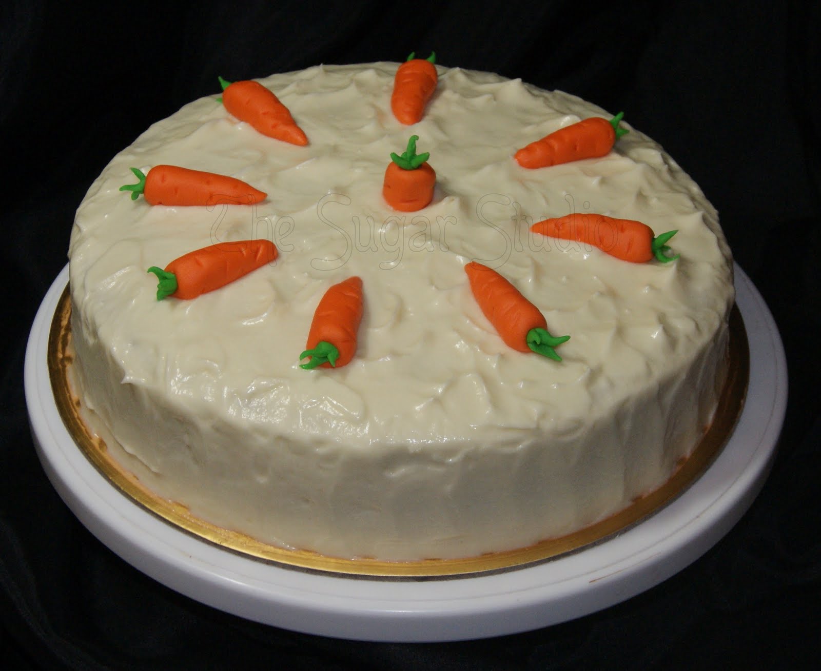 [Carrot+cake+for+thomson+reuters-791677.JPG]