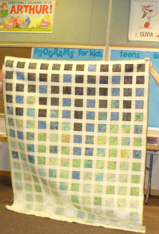 THE QUILTING CAT Chips N Dip Table Runner