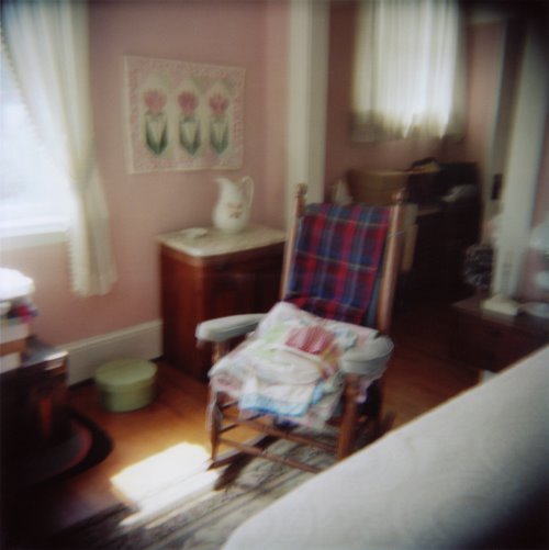 [rocking+chair,+bedroom.jpg]