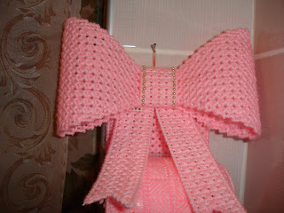 Nurcraft: Plastic Canvas Toilet Paper Holder