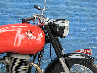 MOTOS PARA EL RECUERDO DE LOS ESPAÑOLES-http://4.bp.blogspot.com/_vW7vuV1fMWs/ScmIAkNCIxI/AAAAAAAAACc/WOzWADE5xck/s320/IMG_0048.JPG MOTOS PARA EL RECUERDO DE LOS ESPAÑOLES-http://4.bp.blogspot.com/_vW7vuV1fMWs/ScmIAkNCIxI/AAAAAAAAACc/WOzWADE5xck/s320/IMG_0048.JPG