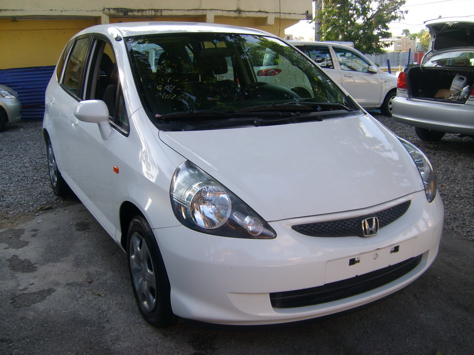 Honda fit 2005