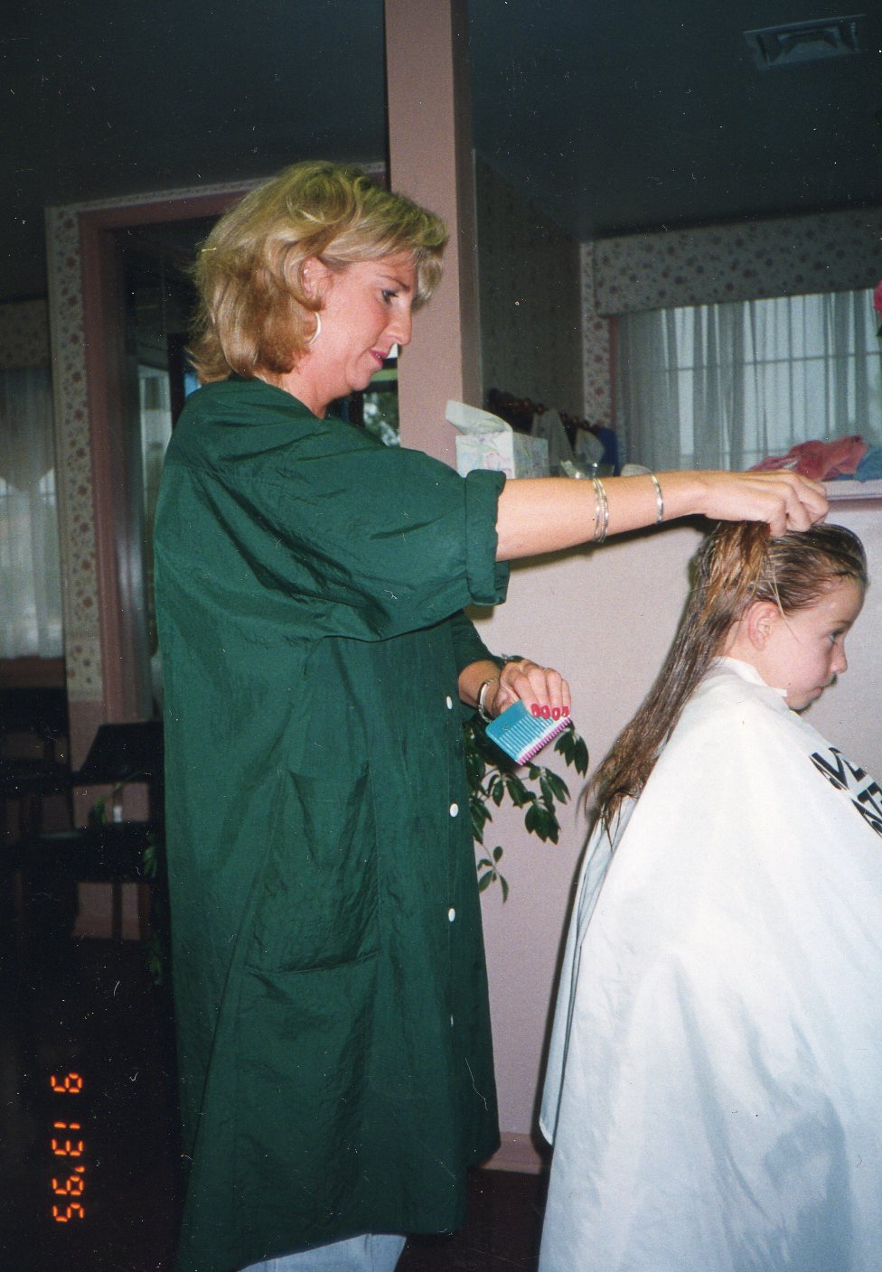 [Ann+and+Britt+2.jpg]