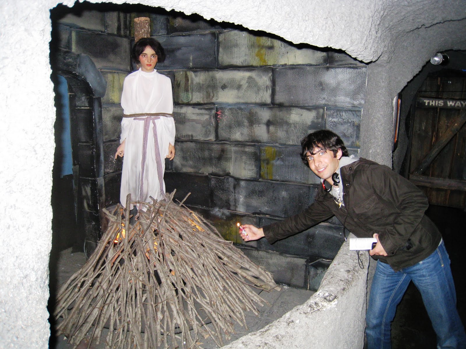 EXPLORE VANCOUVER Victoria WAX Museum