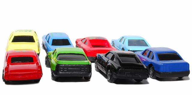 free photo of toy cars, commonly referred to as dinky toys, but not all toy cars are of the dinky brand. This particular lot are a generic brand.