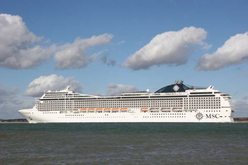 [Ship+Photo+MSC+Magnifica.JPG]