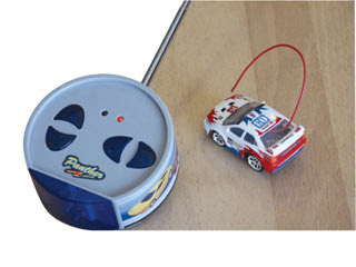 the worlds smallest rc car