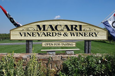 macari wineries coast east 2010