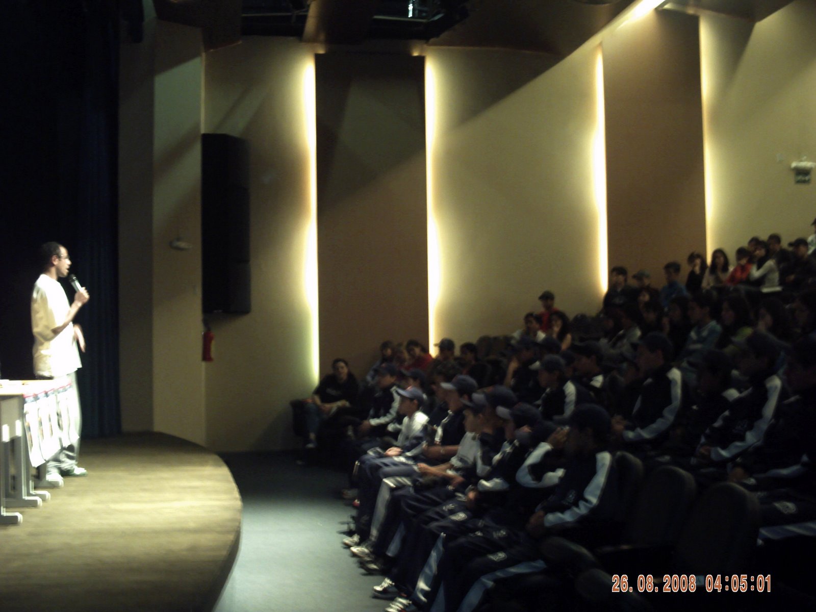 [PICT0154.JPG]