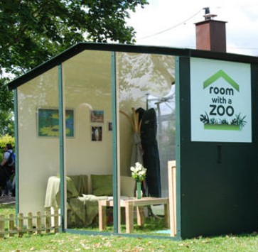 [Room+in+a+Zoo.jpg]