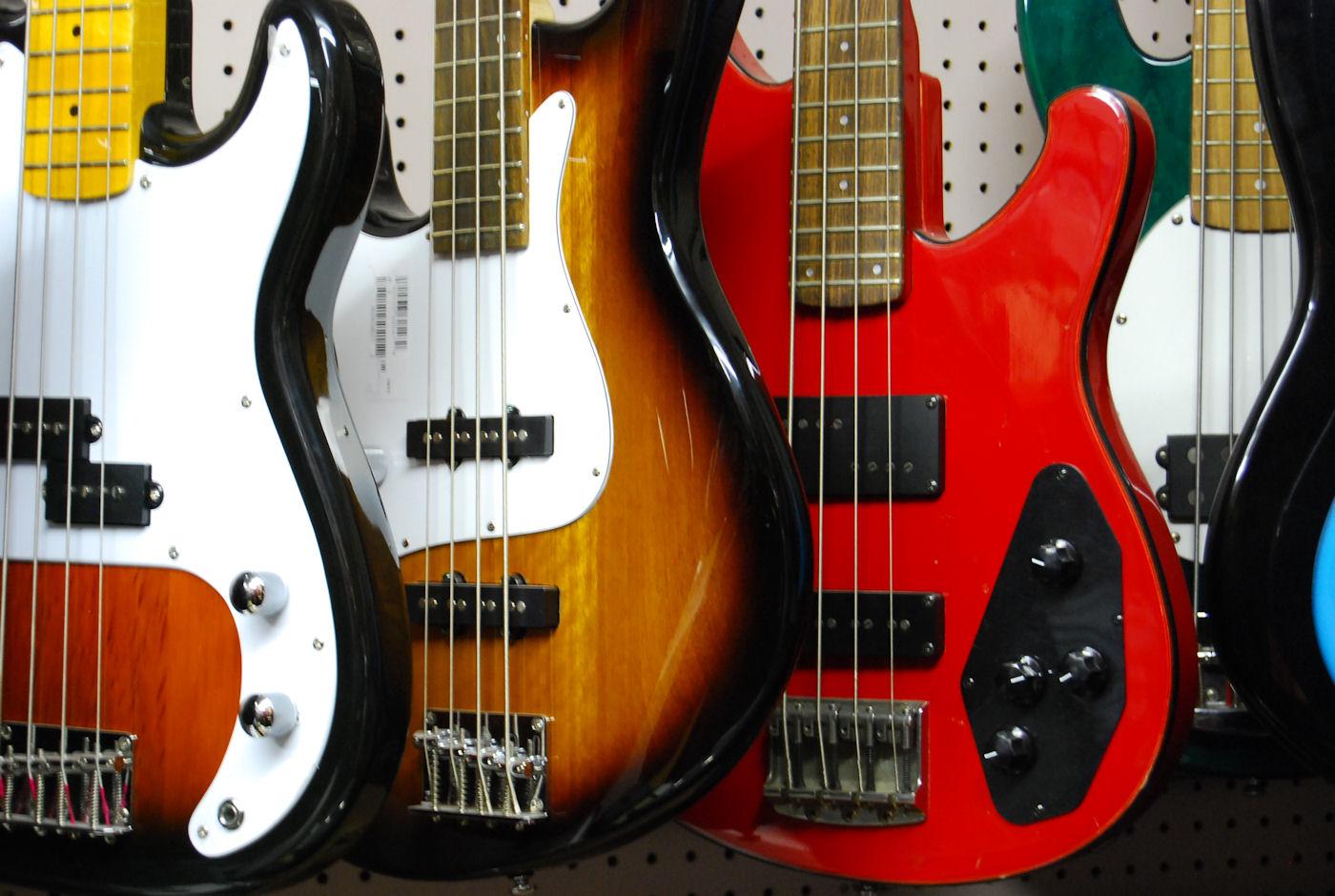 piczamania Musical Instruments 2011