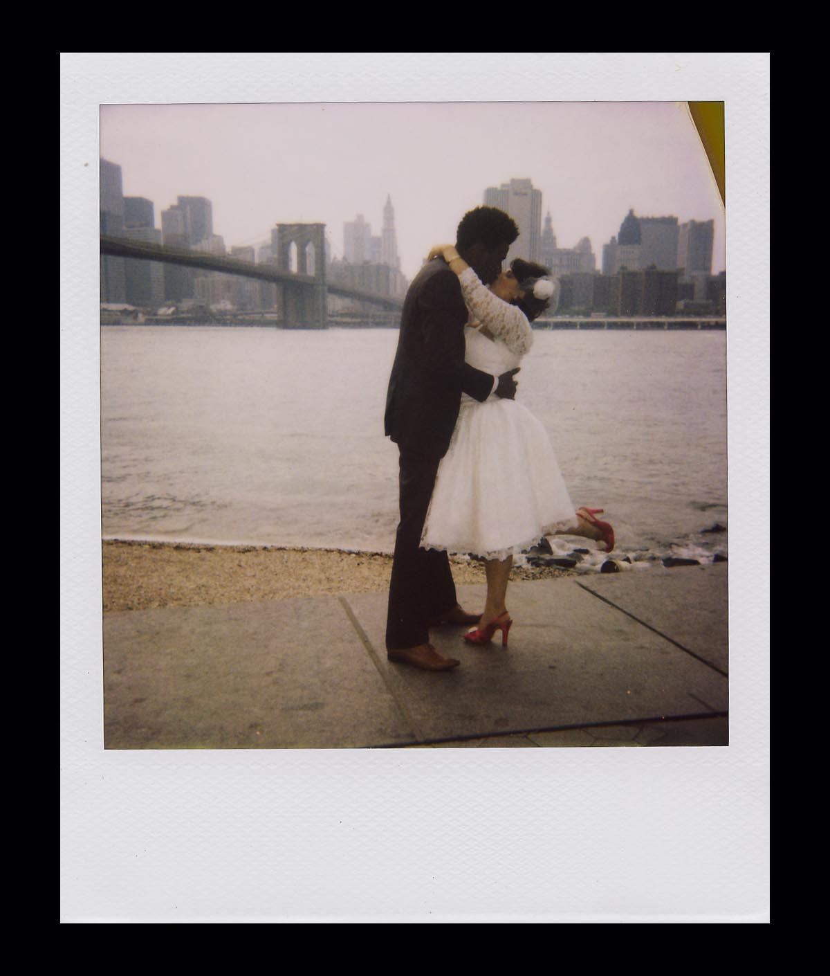 [with+brooklyn+bridge.jpg]