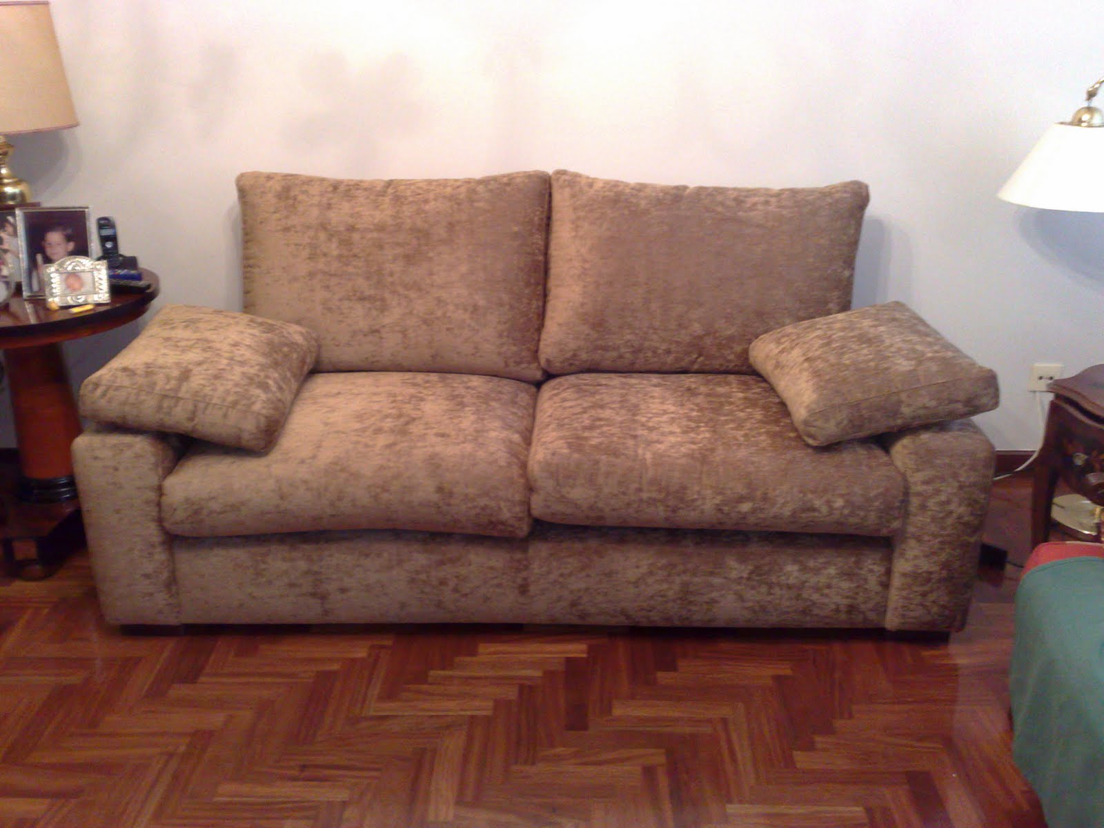 Tapicer a JOS RAM N SOFAS DE 2 Y 3 PLAZAS Tapicer a JOS RAM N SOFAS DE 2 Y 3 PLAZAS