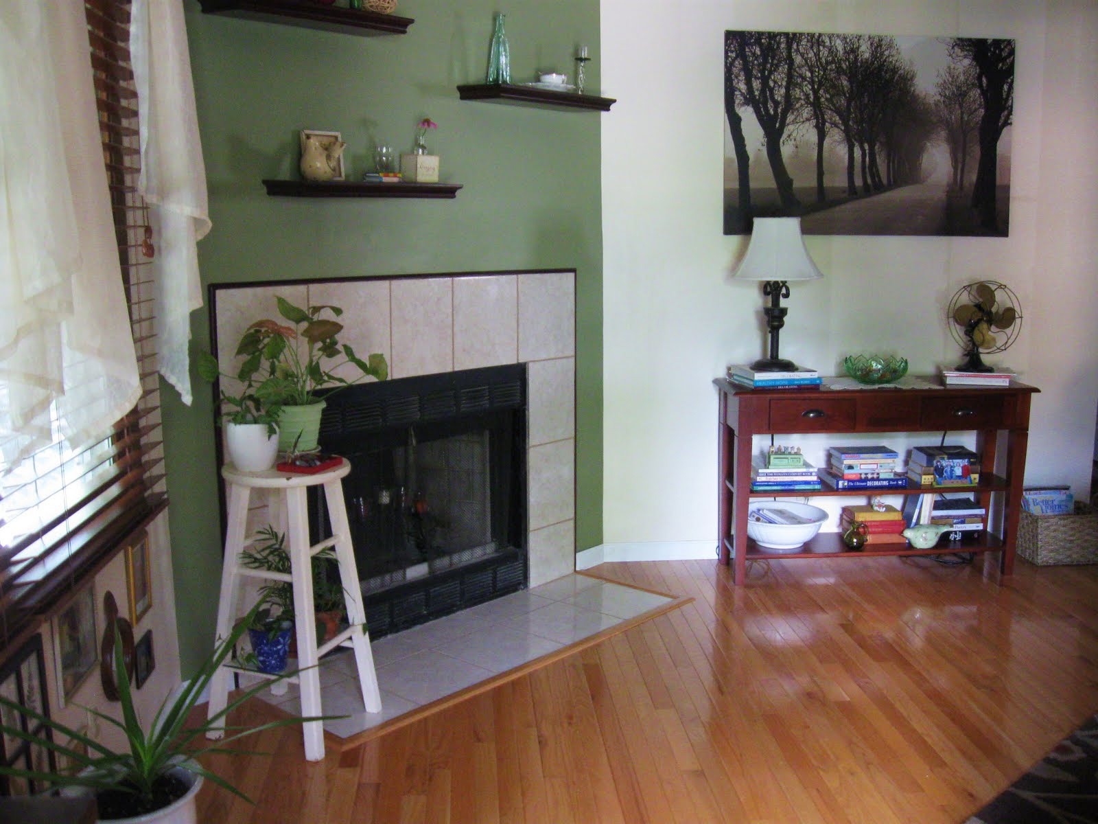 Comfy House Join Me In The Parlour