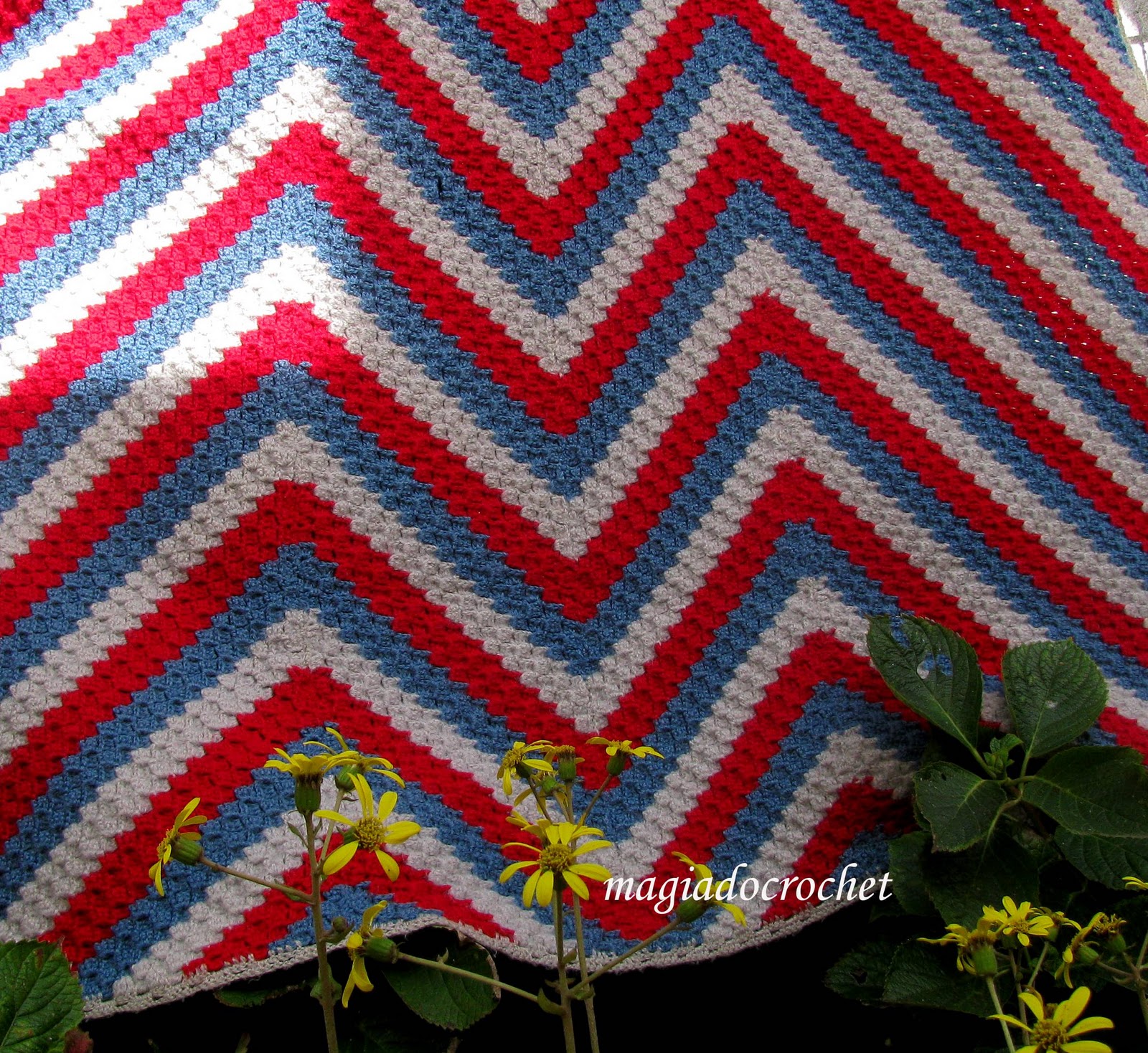 Magia do Crochet Colcha em crochet efeito zig zag