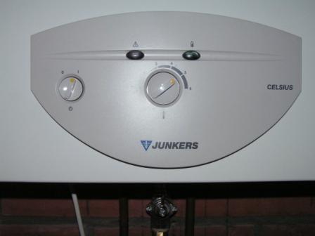 [PICT0118.JPG]