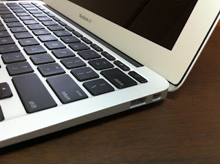 fn-blog: 11インチ MacBook Air到着
