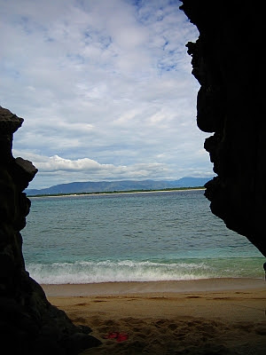 capones island cave