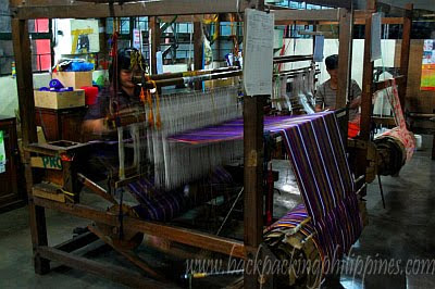 traditional weaving machine