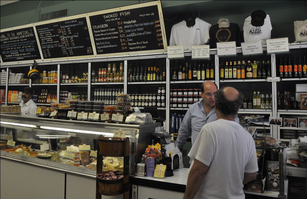 Urban Travel, Sustainability & Accessibility BARNEY GREENGRASS & ZABAR'S UPPER WEST SIDE ICONS