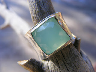 faceted peruvian blue chalcedony in wide sterling silver ring band