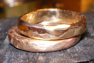18k gold band rings