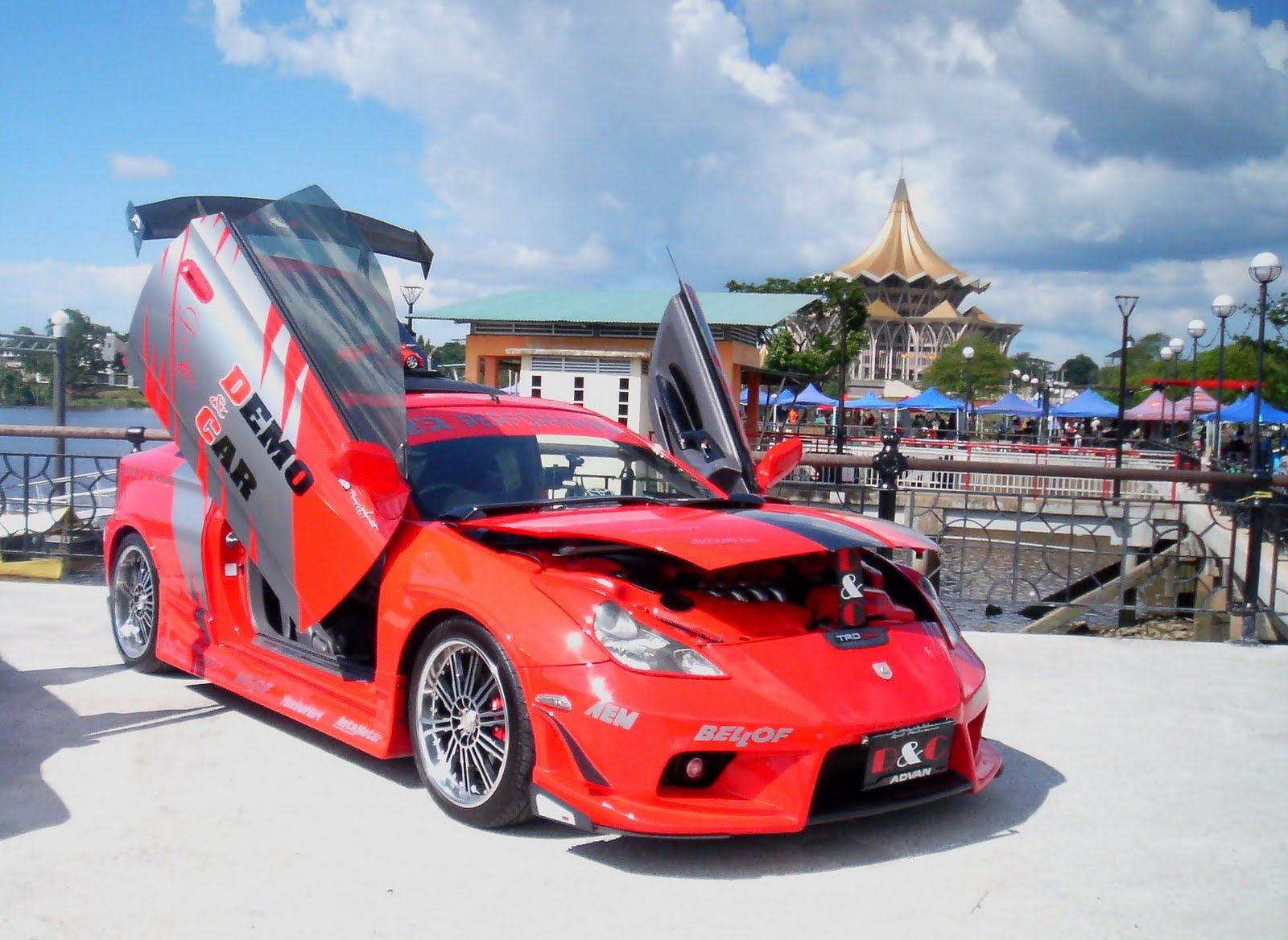 My Sarawak (3rd Ed.) Images of Kuching Today