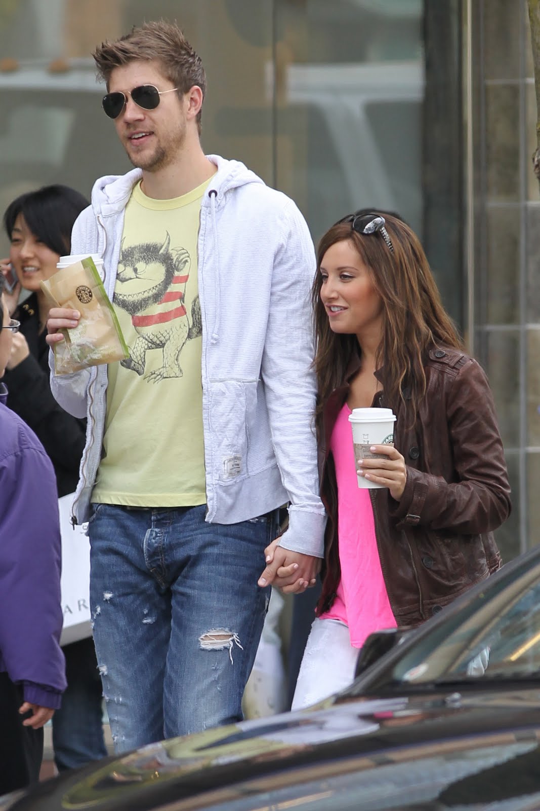 Teen Celebrities Of Hollywood * Ashley Tisdale "Brittany Murphy fue