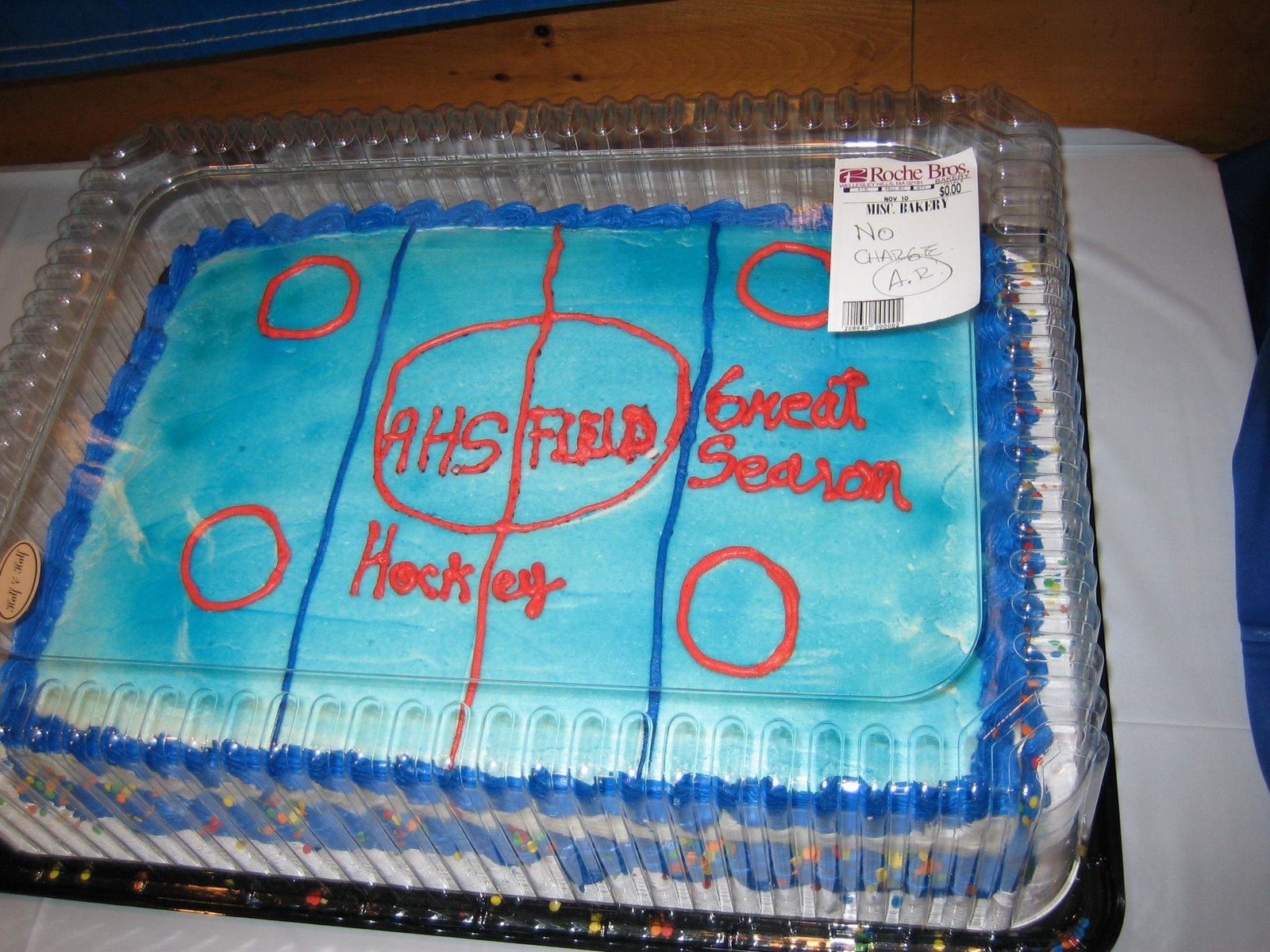 [hockey.jpg]