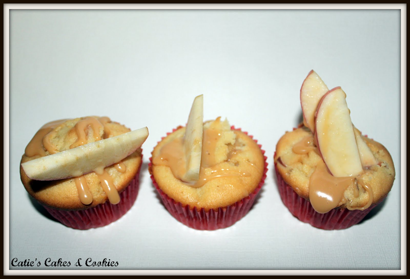 [Apple+Cupcakes+(32)+blog.jpg]
