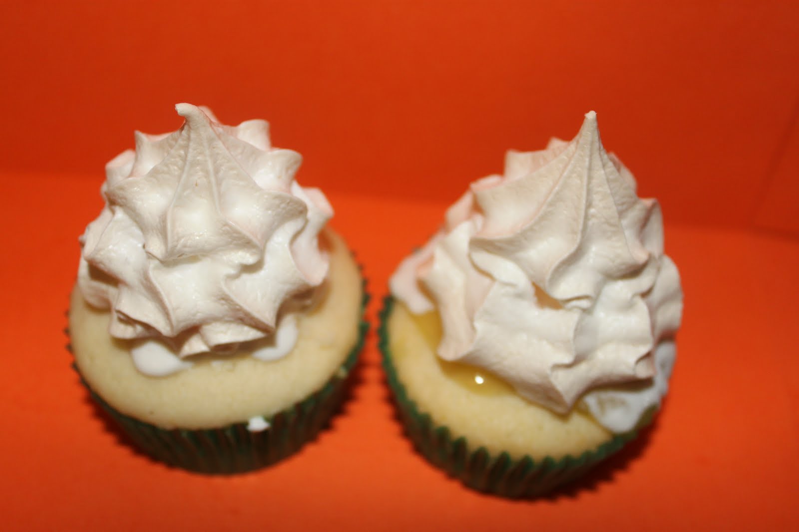 [Lime+Coconut+Cupcakes+(12).JPG]
