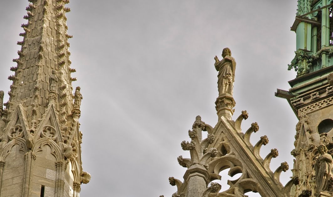 Footprints The City of Hundred Spires