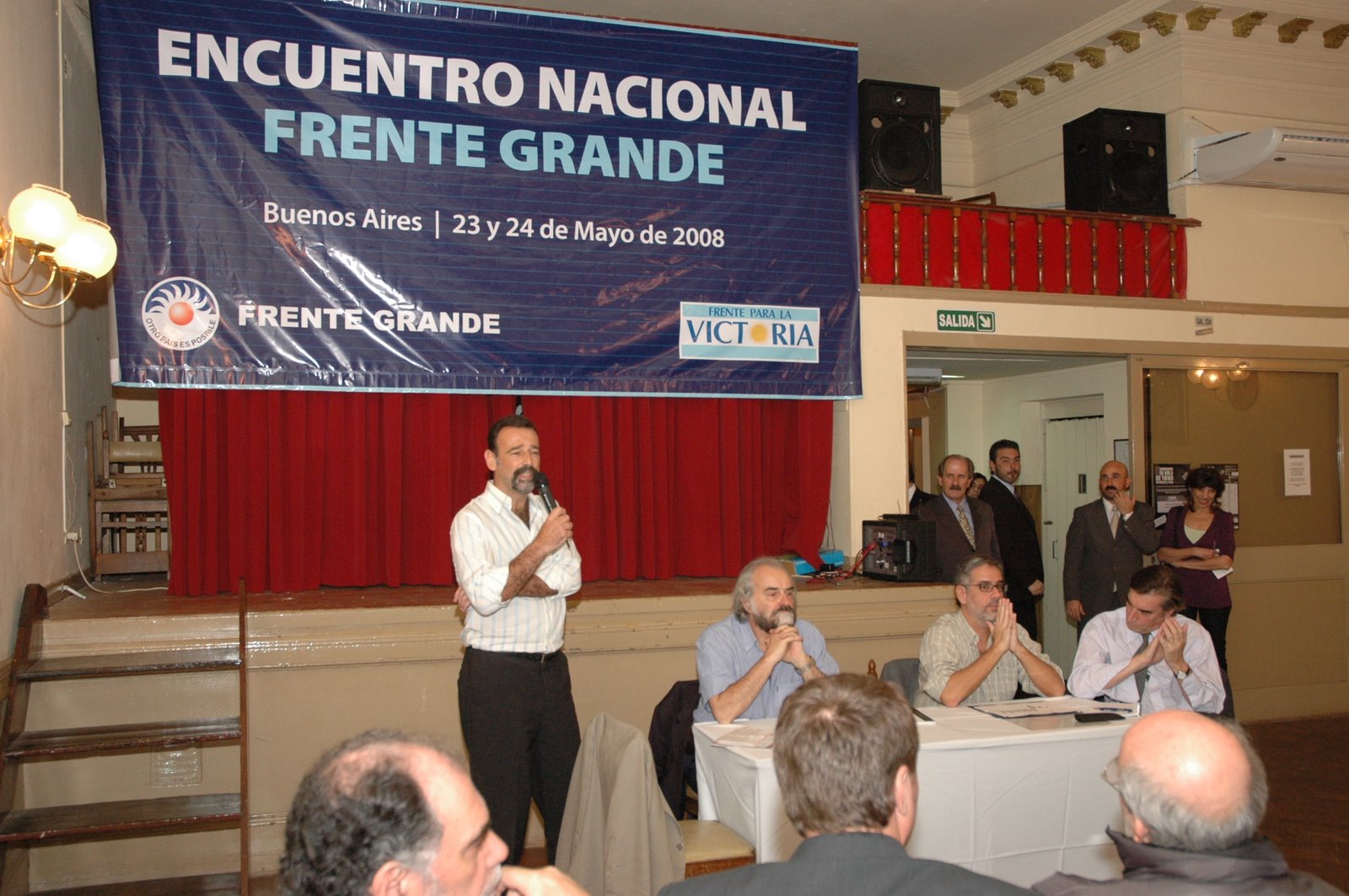 [Encuentro+Nacional+del+Frente+Grande,+23+de+mayo+de+2008+004.jpg]
