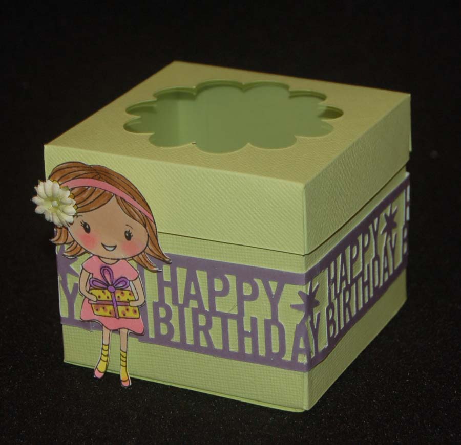 Lynn's Craft Blog Happy Birthday Cupcake Box