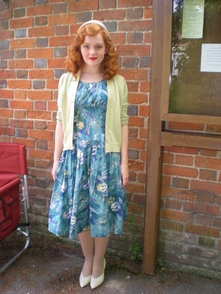 [Holly+Miss+Mrple+40s+outfit]