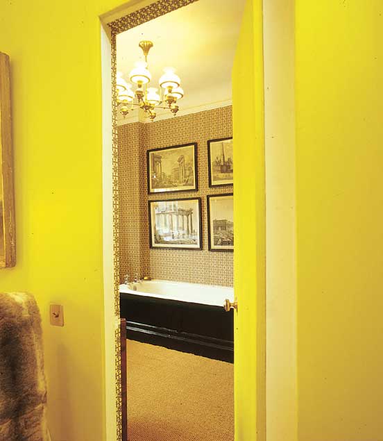 MIS ACUERDOS Y DESACUERDOS.: UN BAÑO ( ALICATADO) DE VANIDAD