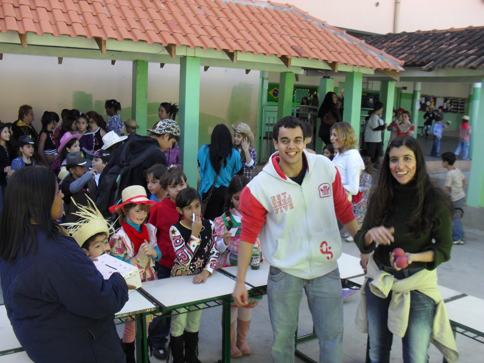 FAMILIA MERCEDES PAZ BUENO: Junho 2010