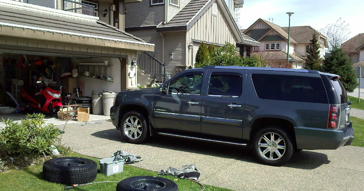 GMC Yukon XL Denali Summer Tire Swap - 38920 km