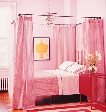 [Iffers+Nest+via+Domino+Pink+Bedroom.jpg]