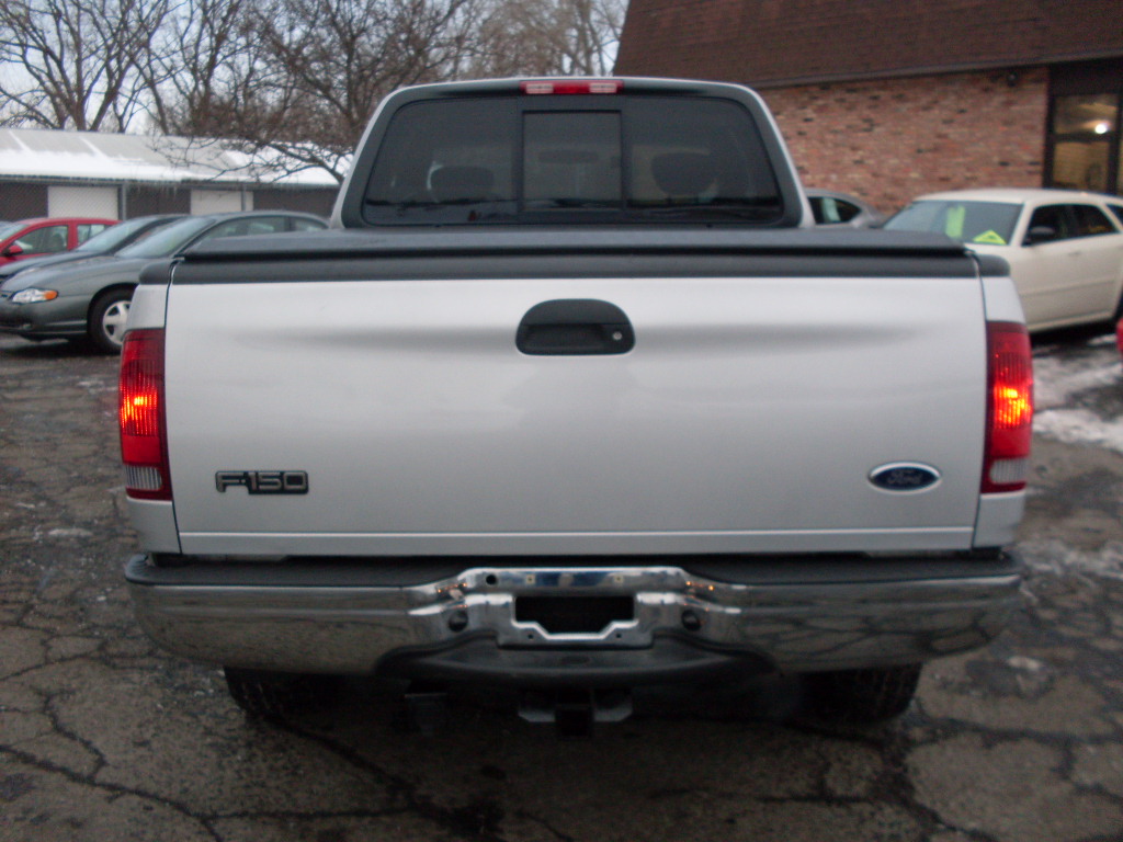 james: 2002 Ford F150 FX4 XLT