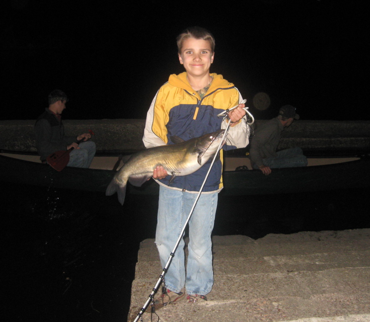 [t+and+fish.JPG]