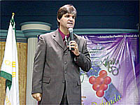 [02-18_lideres_ja3.jpg]