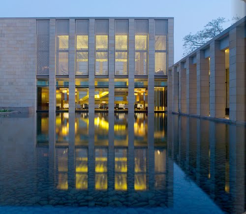 [AND-Lodhi+Reflecting+Pool_alb.jpg]